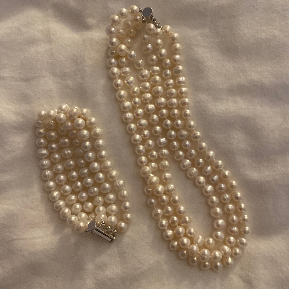 3 strand Pearl Necklace and Bracelet set